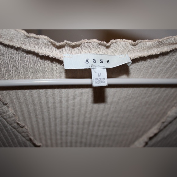 Gaze tie front shirt size Medium - Picture 2 of 2